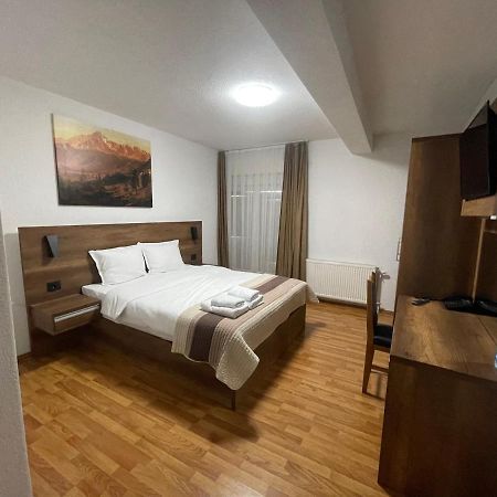 Bici Resort Dobrosin 外观 照片